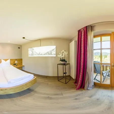 Otel Zum Bad Krün